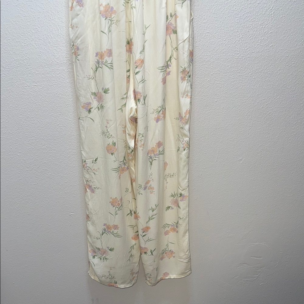 American Eagle Outfitters Cream Floral Jumpsuit - Picture 7 of 7